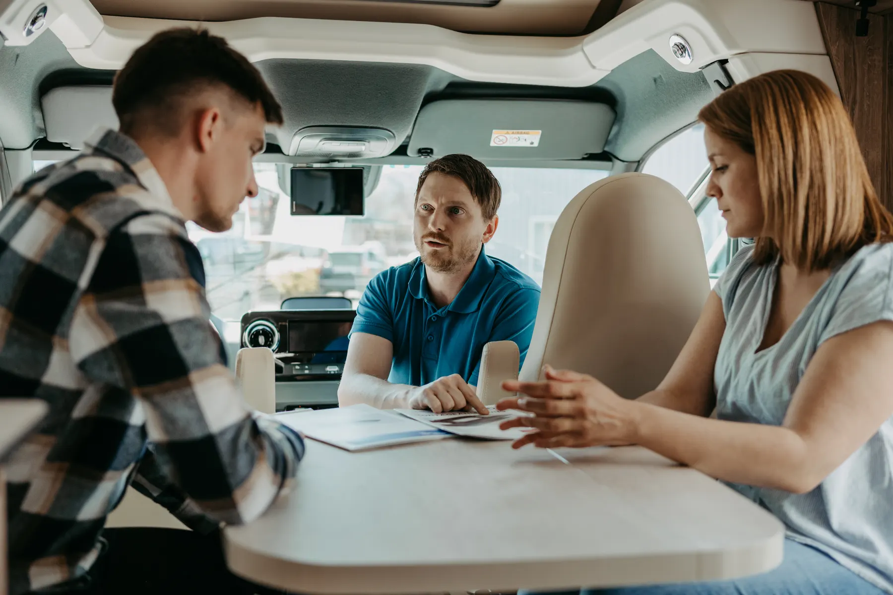 Beratung im Camper-Fahrzeug